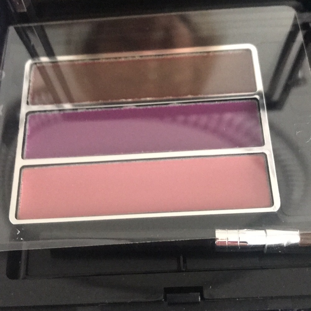 New in Box Christian Dior lipstick compact# 690 Rendezvous.